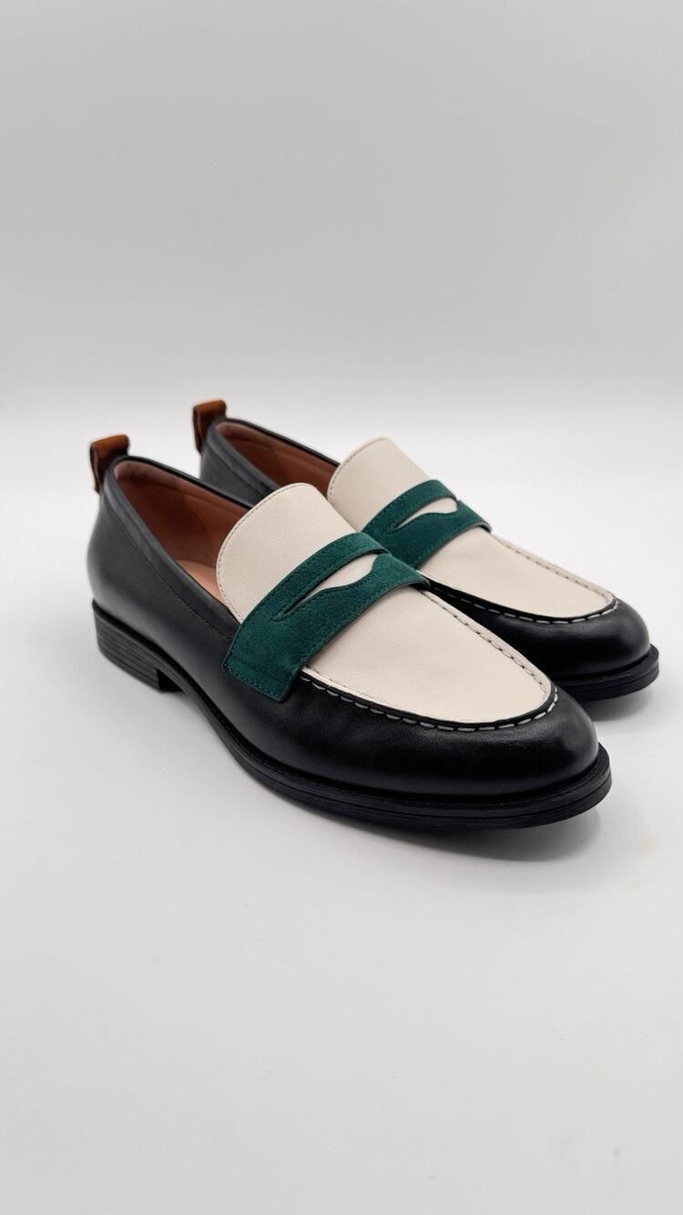 Cole Haan Shoes Womens Size 8 Navy White Green Leather Stassi Penny Loafers